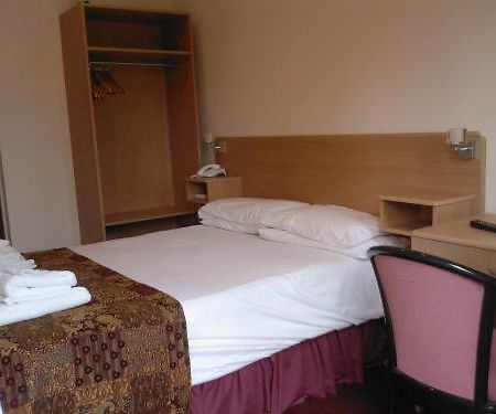 Heath Lodge Hotel Nr Nec Bickenhill Phòng bức ảnh